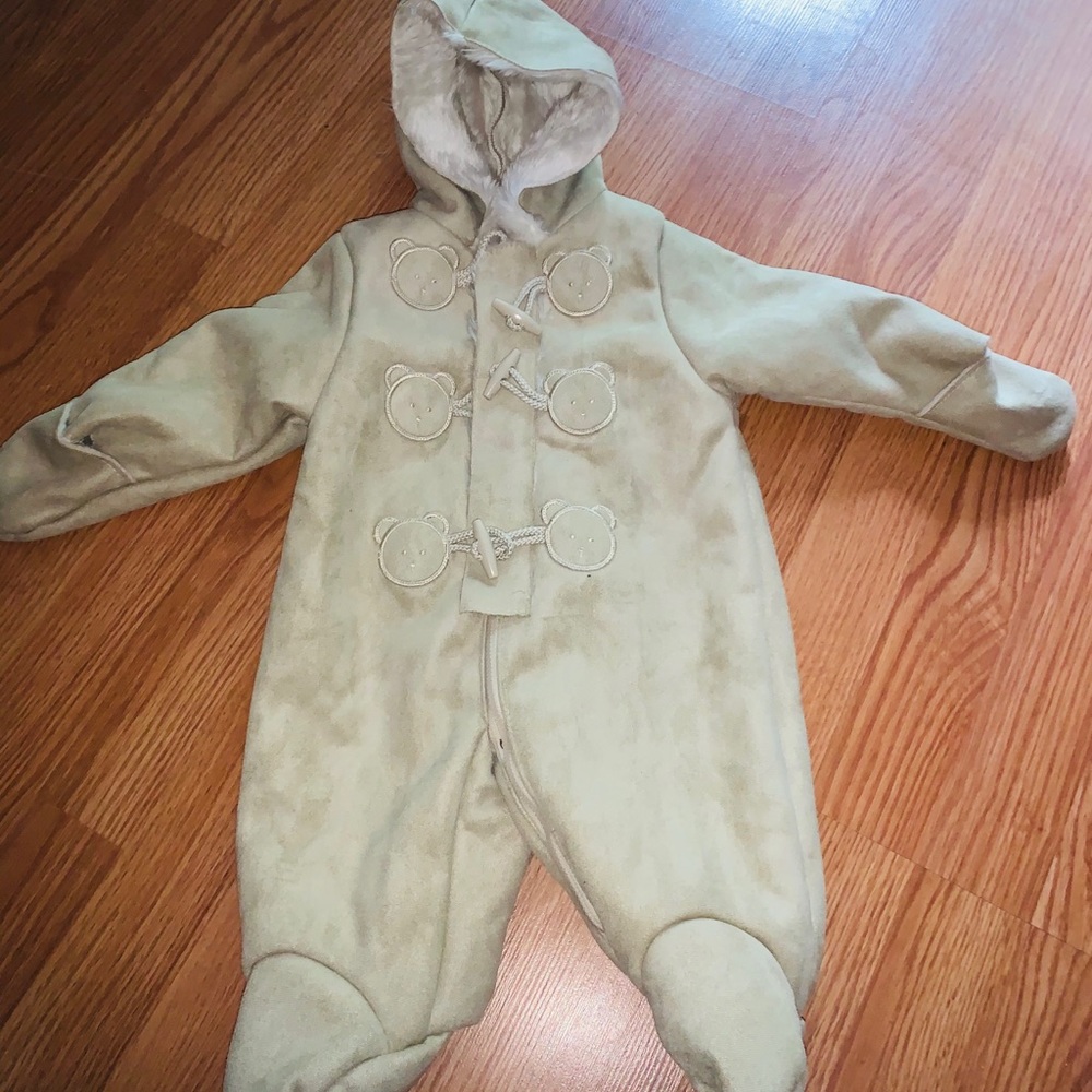 🐻 beautiful lines bunting snowsuit w/bear toggle